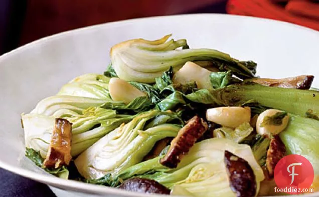 Stir-Fried Bok Choy and Lettuce with Mushrooms