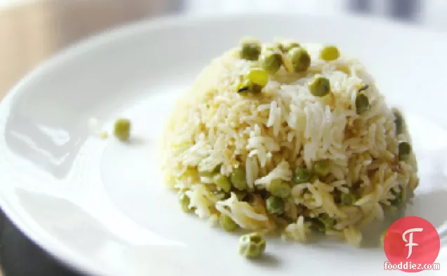 बासमती चावल और मटर पुलाव (मटर पुलाव)