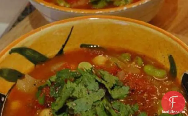 Moroccan-Style Chickpea Soup