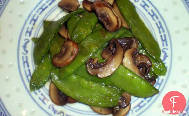 Pea Pods with Fresh Mushrooms