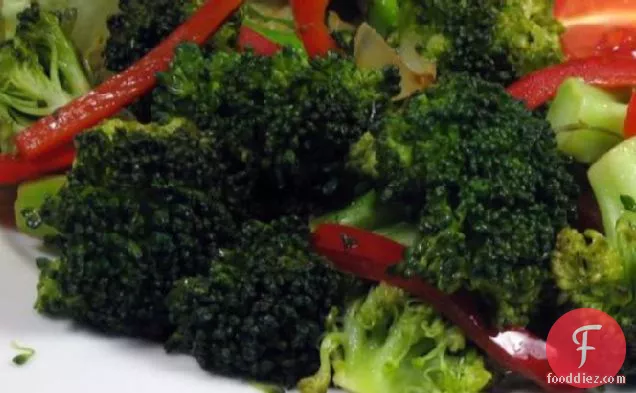 Broccoli and Red Bell Pepper Saute