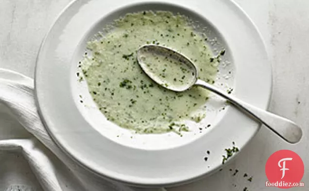 Chilled Cucumber Soup with Mint Leaves