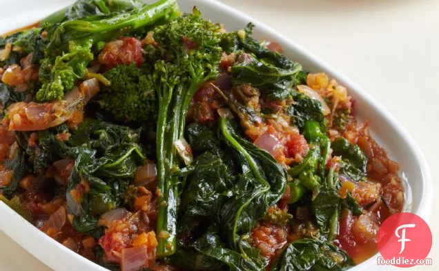 Stewed Broccoli Rabe with Spicy Tomato Sauce