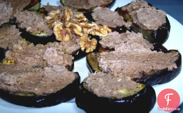 Moldovan Eggplant With Garlic and Walnut Sauce (Appetizer)