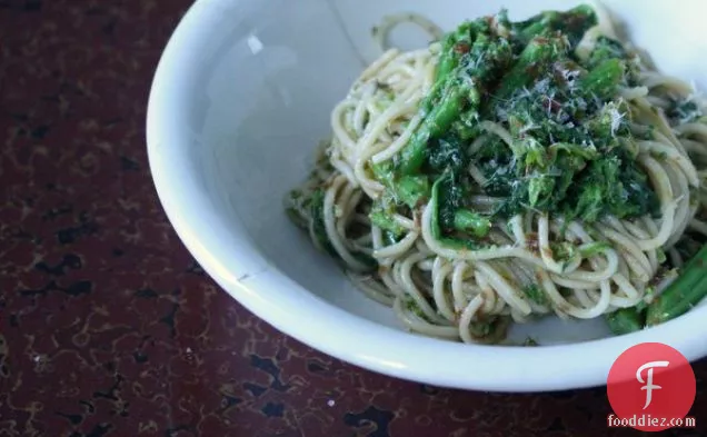 Spaghetti With Broccoli Rabe And Sundried Tomato Paste