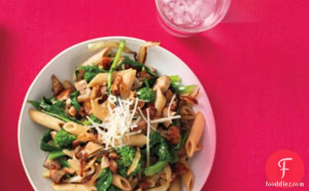 Penne With Chicken And Broccoli Rabe