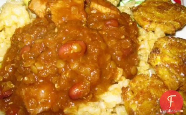 पोर्क के साथ कैरेबियन रेड बीन चिली