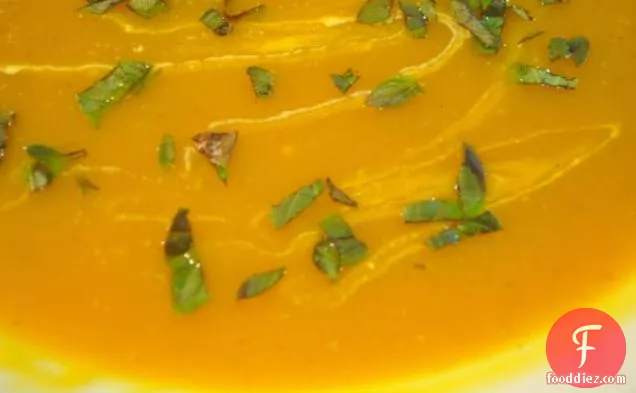 Pumpkin Soup With Curry and Basil