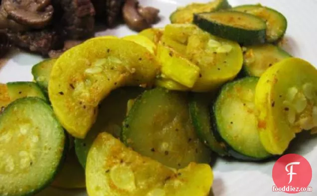 Country Stir-Fried Yellow and Zucchini Squash