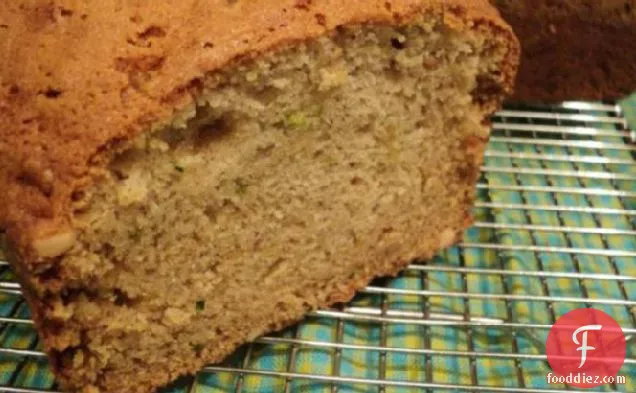 Chelle's Zucchini Bread