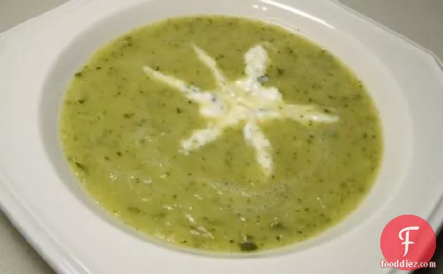 Zucchini Soup With Herbed Cream