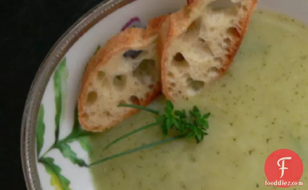 Cream of Zucchini and Anise Soup