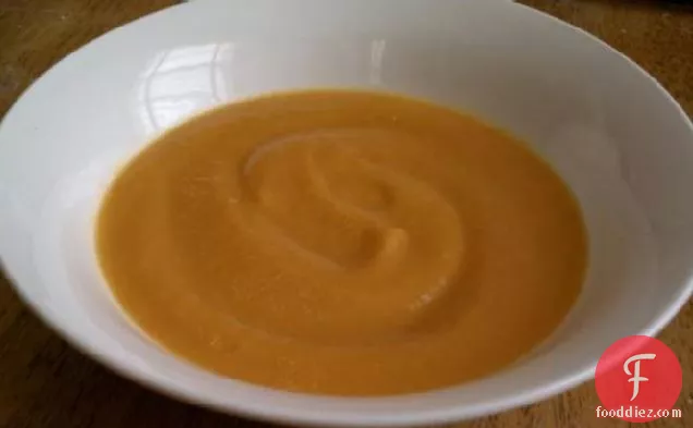 इतना आसान शकरकंद और स्क्वैश सूप