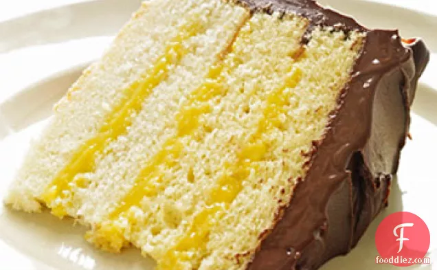 एडवर्ड कोस्त्यरा का जन्मदिन का केक