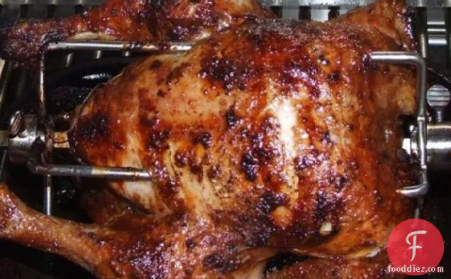 मोरक्को के मसालों के साथ लहसुन-नींबू रोटिसरी चिकन