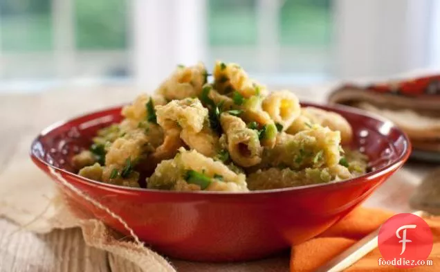 Pork Cracklings with Green Salsa (Chicharrones en Salsa Verde)