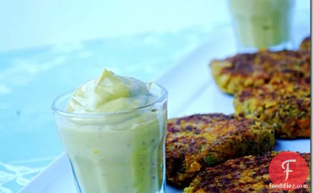 मीठी दाल ब्रुसेल बर्गर (लस मुक्त, शाकाहारी, सोया मुक्त)