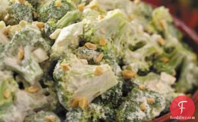 Creamy Broccoli with Cashews