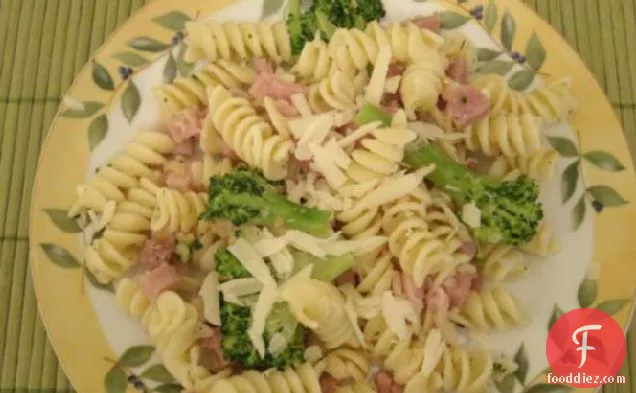 Pasta With Broccoli, Crispy Prosciutto, and Toasted Breadcrumbs