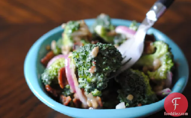 Vicky's Chilled Broccoli Salad