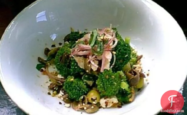 Carianne's Broccoli, Green Olive and Sun-Dried Tomato Salad