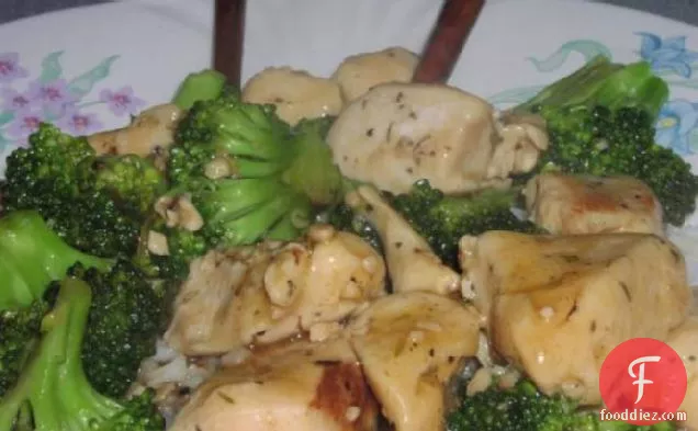 Chicken With Broccoli and Garlic Sauce (5 Points)