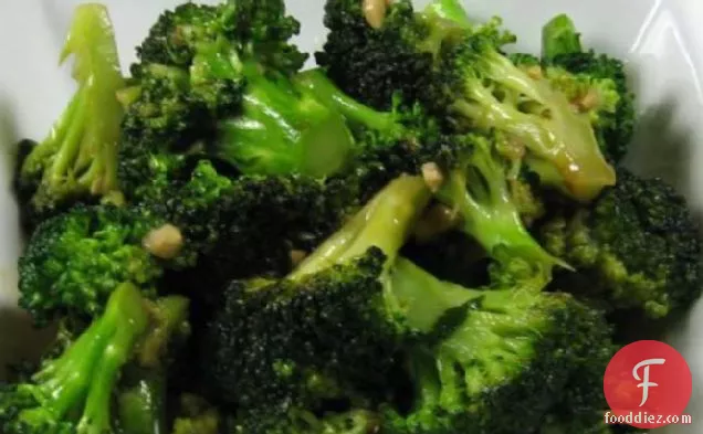 Broccoli With Garlic Sauce