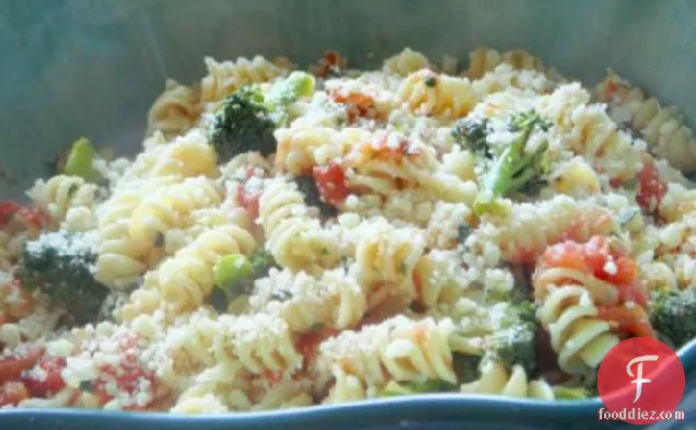 Broccoli Pasta in a Fresh Tomato Sauce