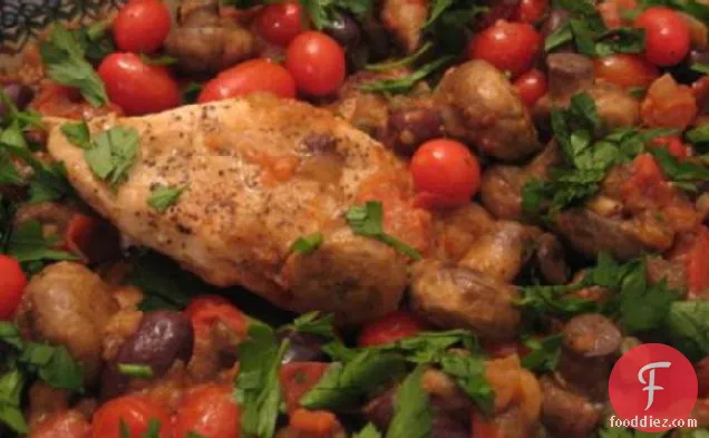 Mediterranean Chicken With Tomatoes, Kalamata and Mushrooms