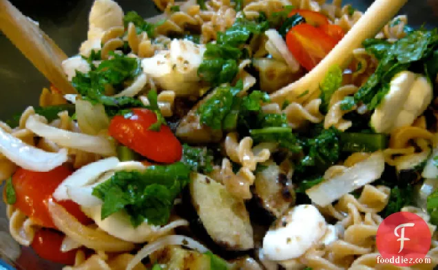 Pasta Salad with Mozzarella, Sun-Dried Tomatoes and Olives
