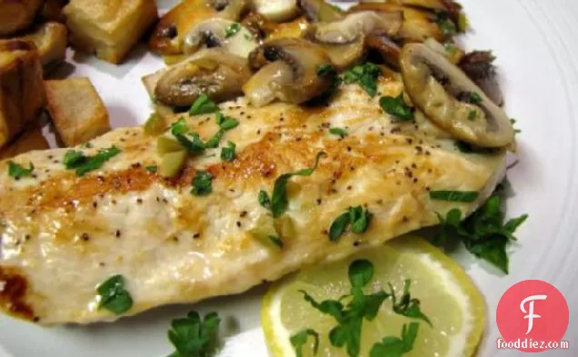 Skillet Chicken Cutlets With Mushrooms