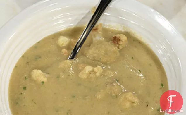 Curried Roast Cauliflower Soup