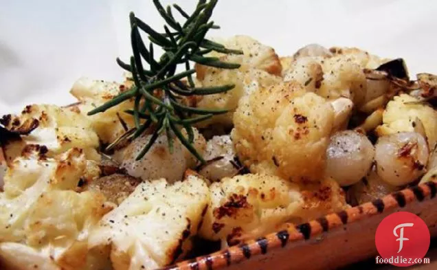 Roasted Cauliflower & Roasted Garlic With Pearl Onions