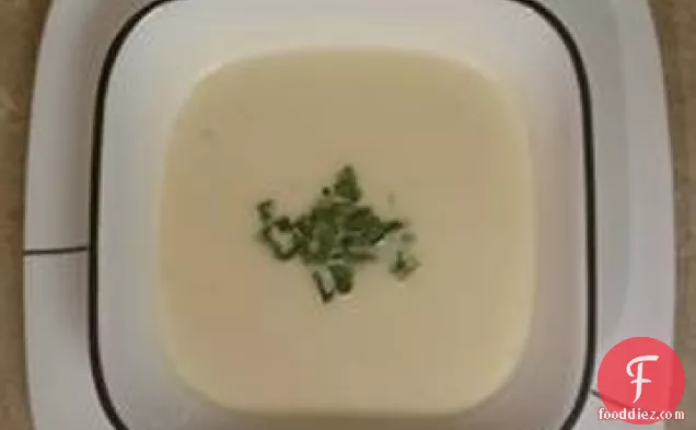 Low Carb Cauliflower Leek Soup