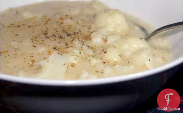 Cheesy Cauliflower Gratin