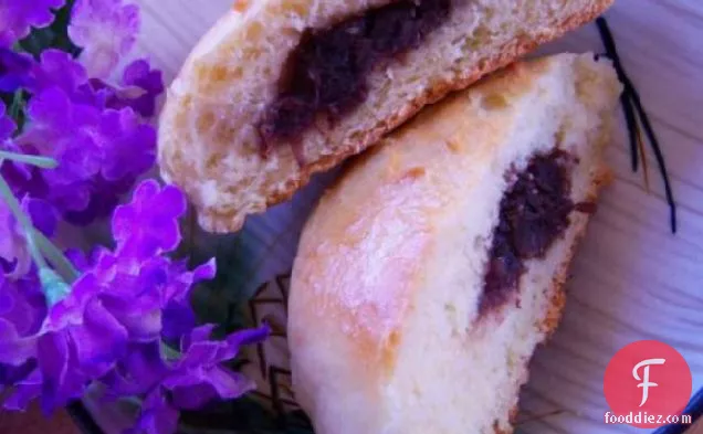 Anman - Steamed Buns With Azuki (Sweet Red Bean) Paste