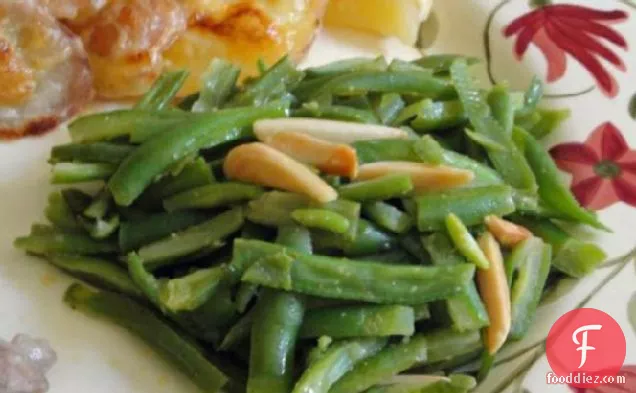 Algerian Green Beans With Almonds