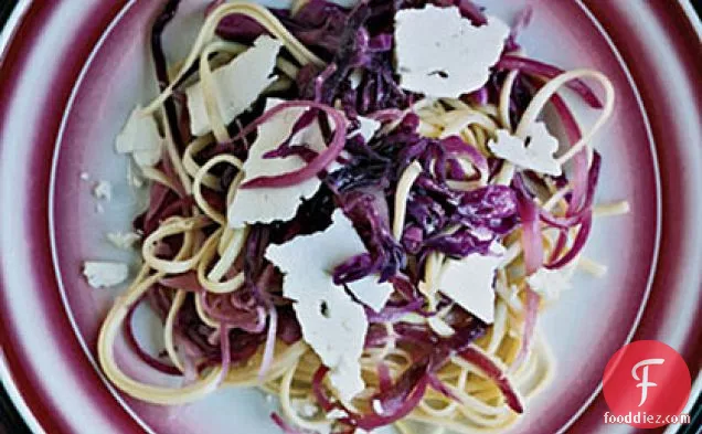 Linguine with Red Cabbage