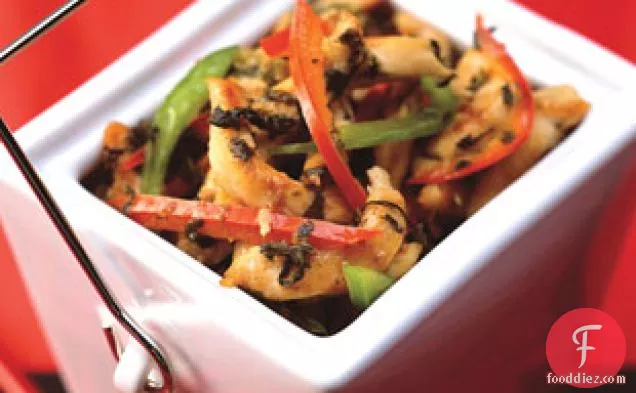 Stir-fried Chicken With Bell Peppers And Snow Cabbage