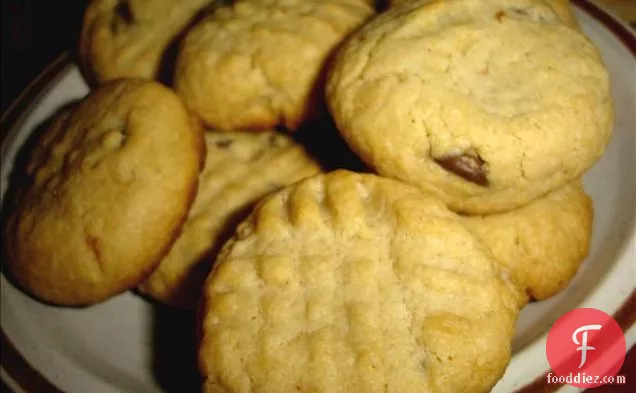 Chocolate Chip Peanut Butter Cookies