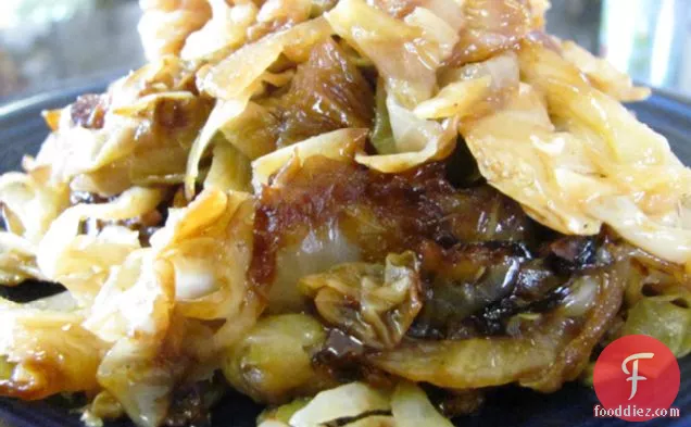Smothered Cabbage And Apples