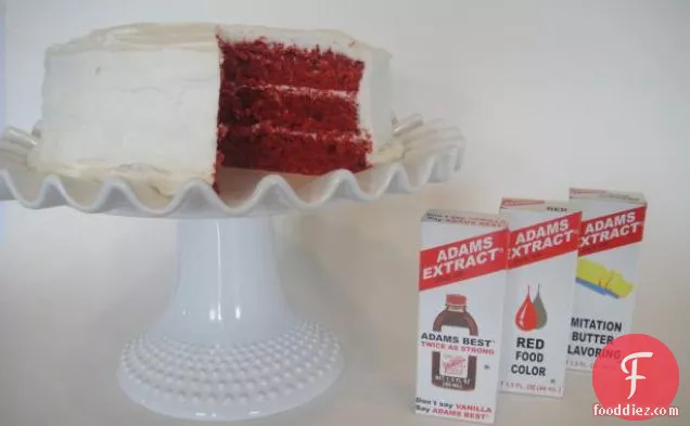 लाल मखमली केक