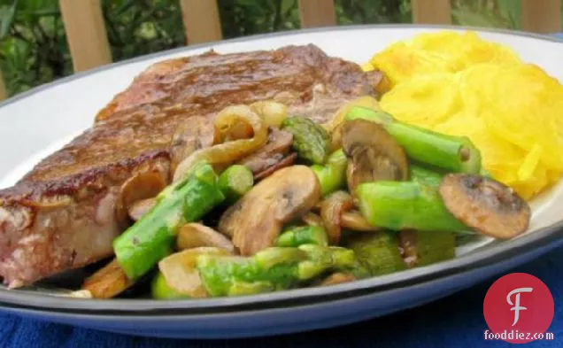 Roasted Asparagus, Onions and Mushrooms