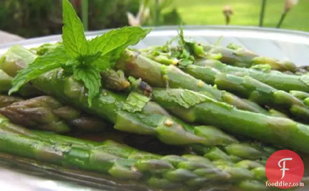 Asparagus With Lemon and Mint