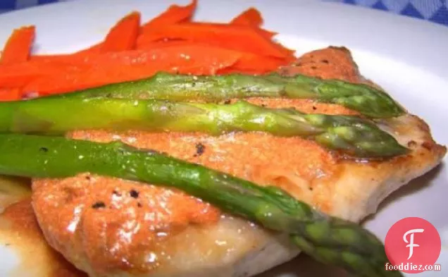 Chicken With Carrots and Asparagus