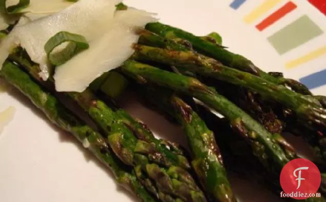 Grilled Asparagus and Asiago Salad