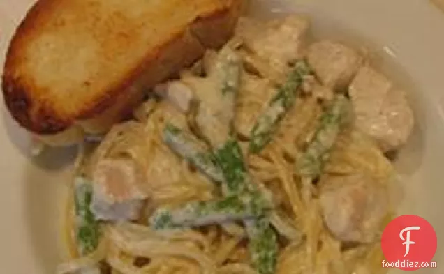 Chicken and Asparagus Fettuccine