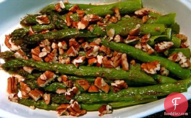 Asparagus With Spicy Nutmeg Butter