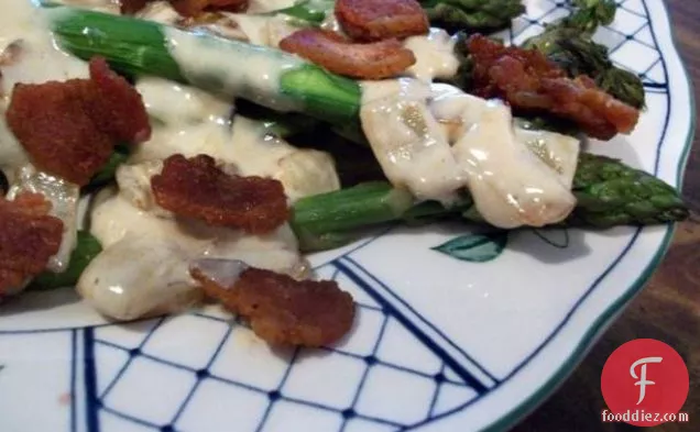 Grilled Tomatoes and Asparagus With Pesto Garnish