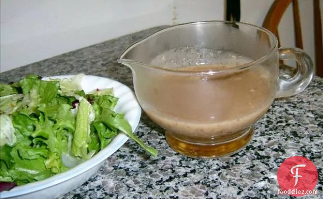 Pecan-Garlic Salad Dressing